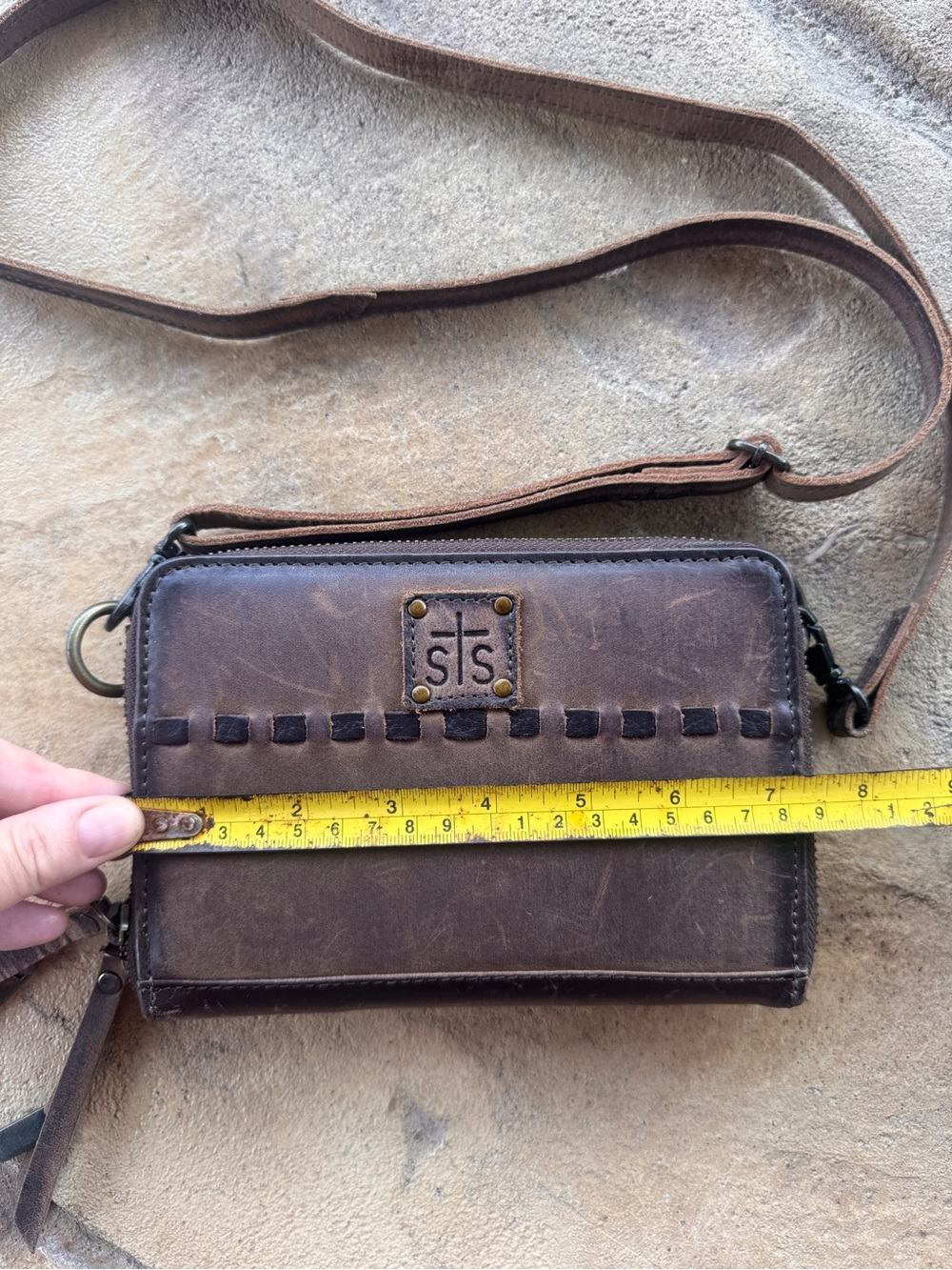 STS Ranchwear Brown Distressed Leather Crossbody Wallet Organizer Western Purse - Picture 2 of 14